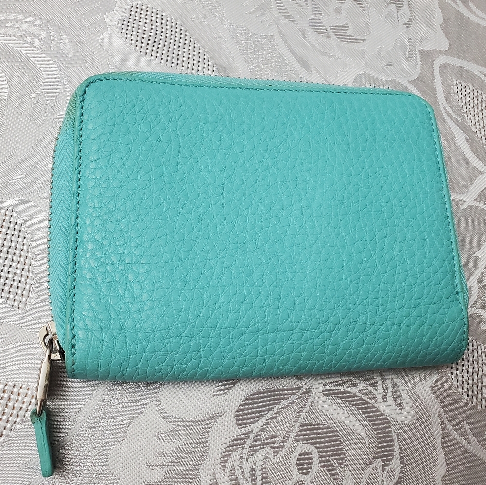 Tiffany & Co. Pebbled Leather Zip Wallet in Tiffany Blue